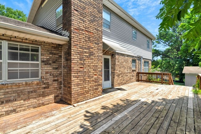 Building Photo - 1660 Palmer Pl