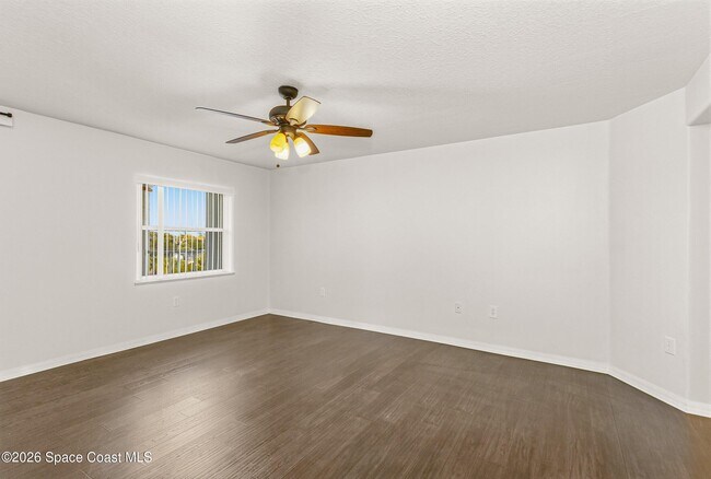 Building Photo - 800 Del Rio Way