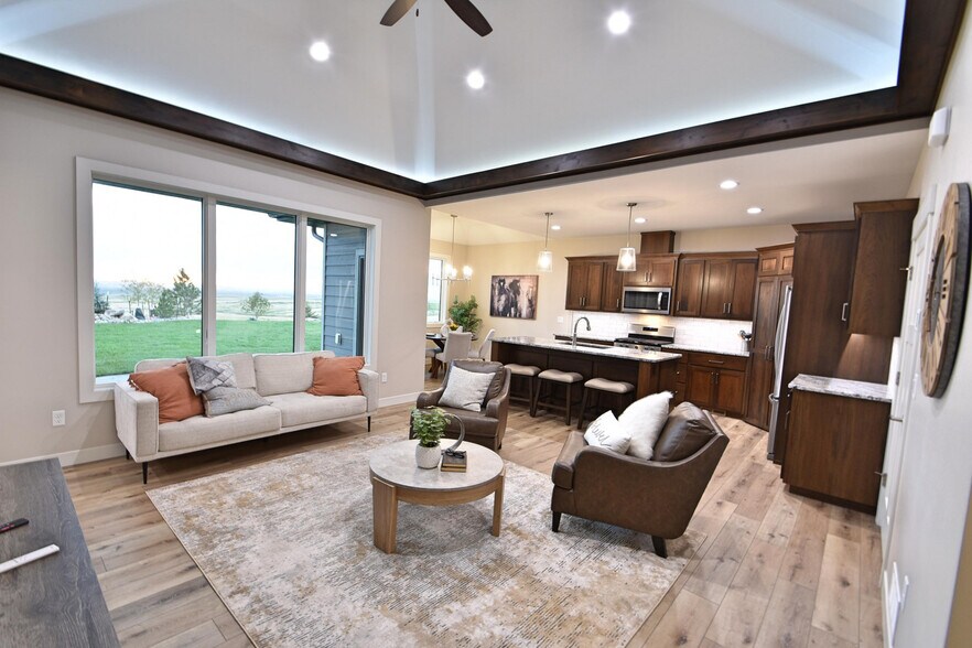 Building Photo - 6201 Tyler Pky