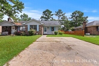 Building Photo - 7740 McKnight Dr