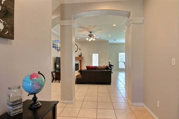 Building Photo - 2542 Windrose Dr
