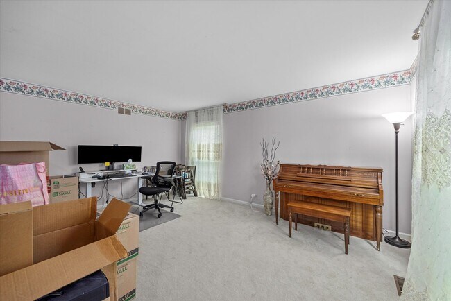 Building Photo - 2231 Remington Dr