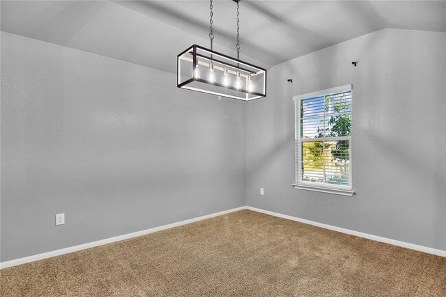 Building Photo - 704 Red Tails Dr