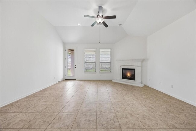 Building Photo - 14304 Senia Bend