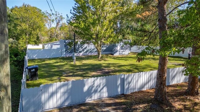 Building Photo - 1605 8th St