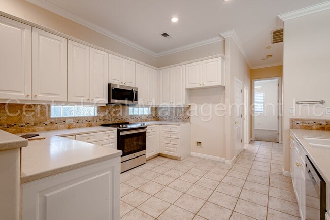 Building Photo - 3 Bedroom/2Bath Home the Greens at Seven O...