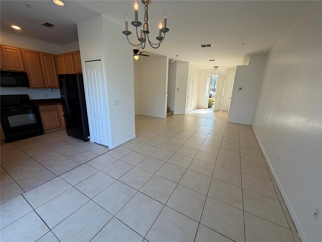 Building Photo - 449 Scarlatti Ct