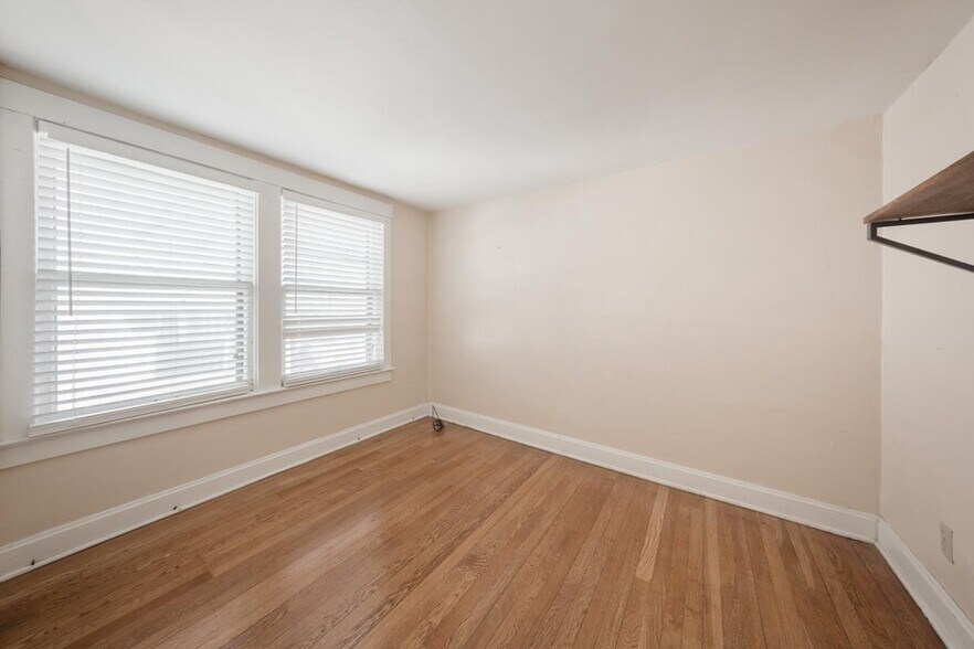 Building Photo - 4626 Genessee St