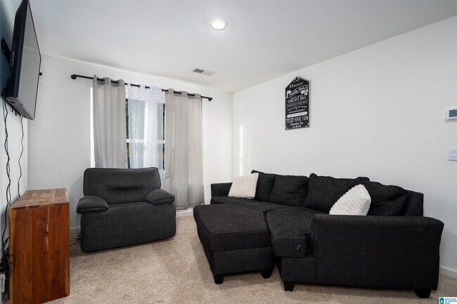 Building Photo - 1447 Archers Cv Wy