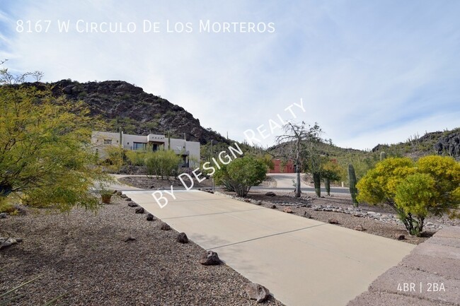 Building Photo - Stunning Santa Fe Style Home with Breathta...