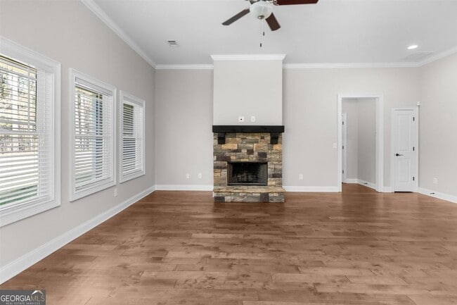 Building Photo - 1000 McInteer Cir