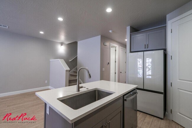 Building Photo - Welcome to Your Dream Home!