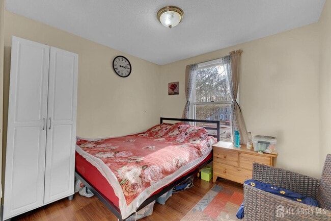 Building Photo - 89 Doe Ct