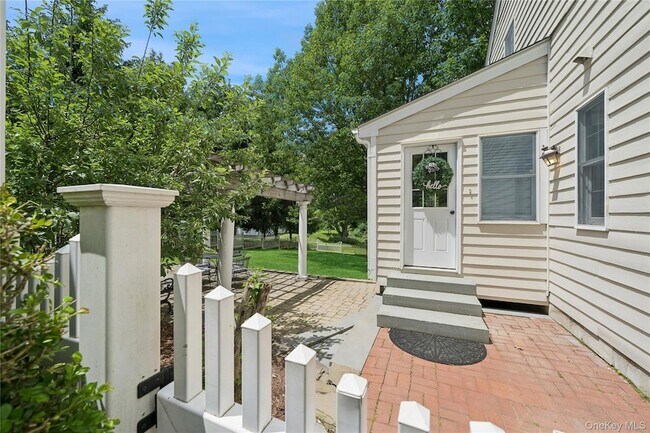 Building Photo - 30 Foley Rd