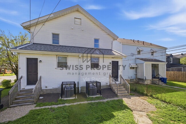 Building Photo - 417 S Huron Ave