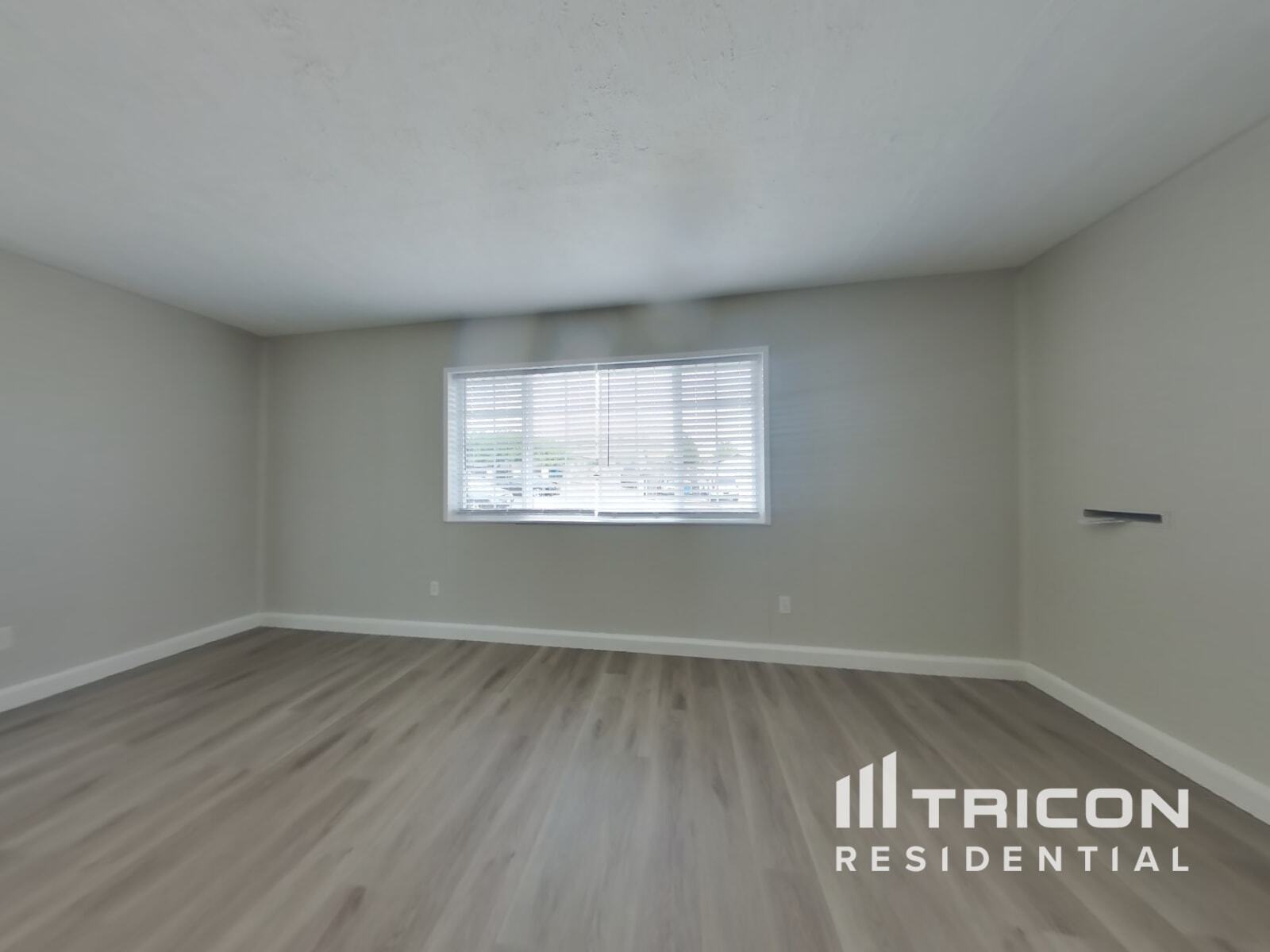 Building Photo - 121 Hodges St