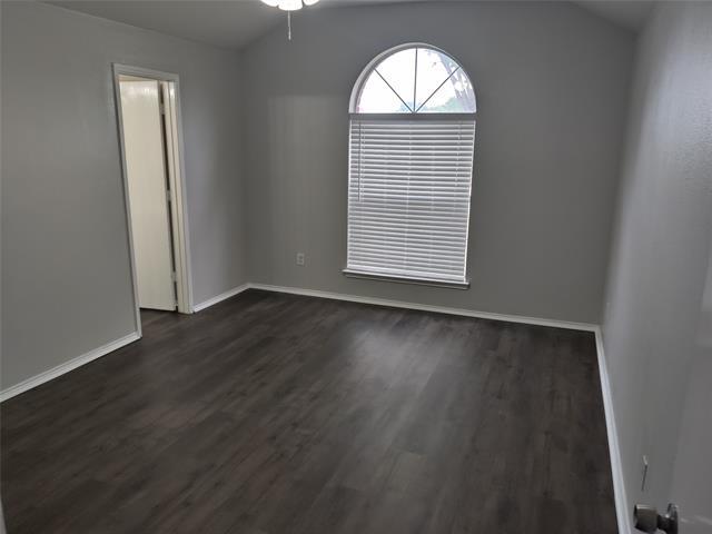 Building Photo - 1213 Urban Dr