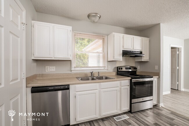 Building Photo - 4009 Hope Valley Ln