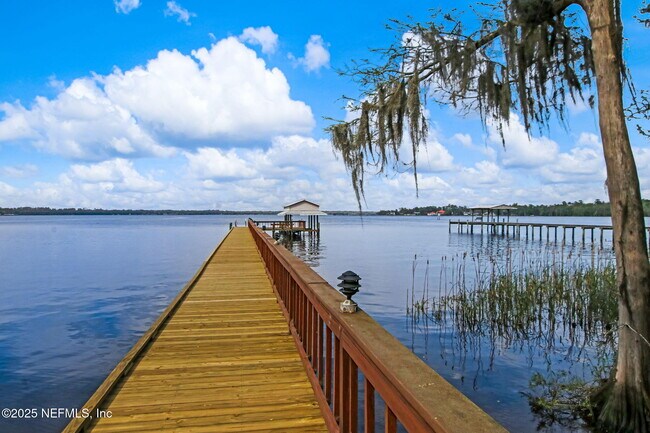 Building Photo - 1842 Paradise Moorings Blvd