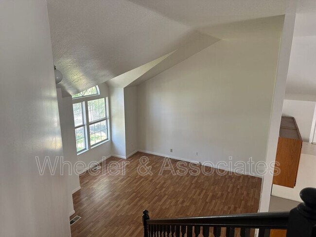 Building Photo - 1315 S 120 E