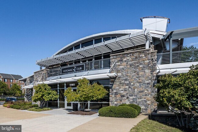 Building Photo - 2321 Merseyside Dr