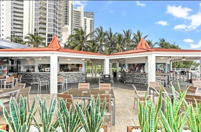 Building Photo - 19201 Collins Ave