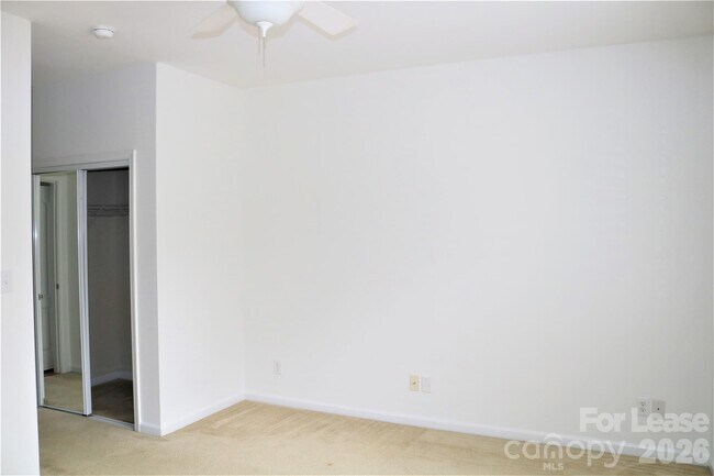 Building Photo - 15232 Coventry Ct Ln