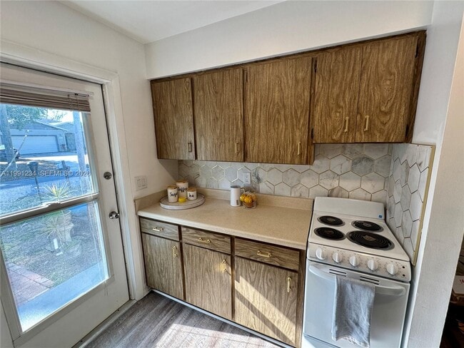 Building Photo - 5100 Rilma Ave