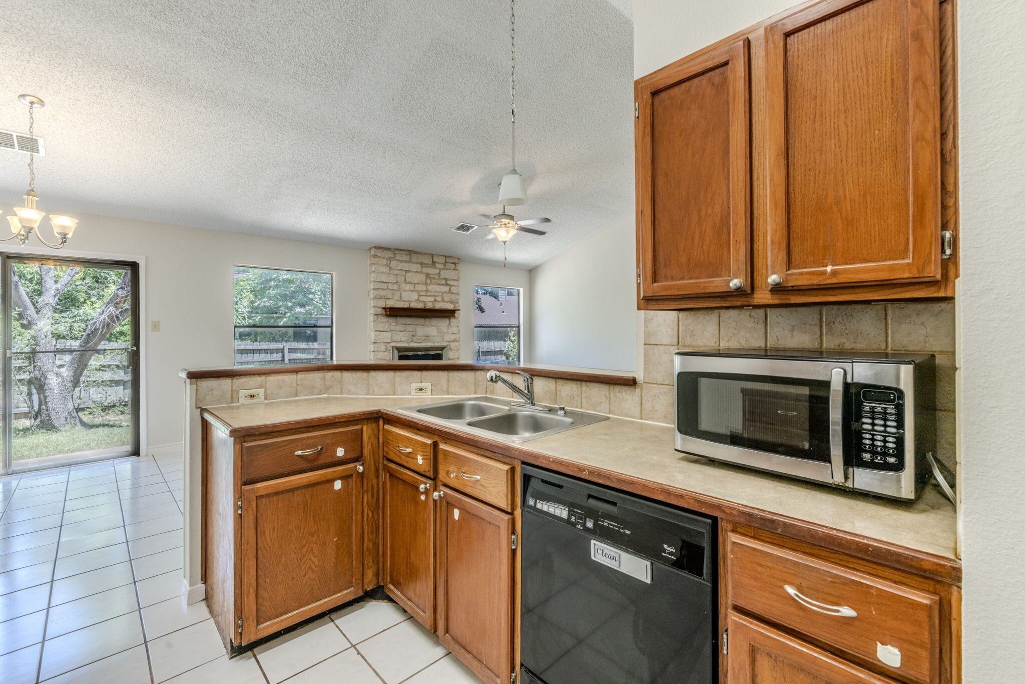 Building Photo - 1802 Verbena Way