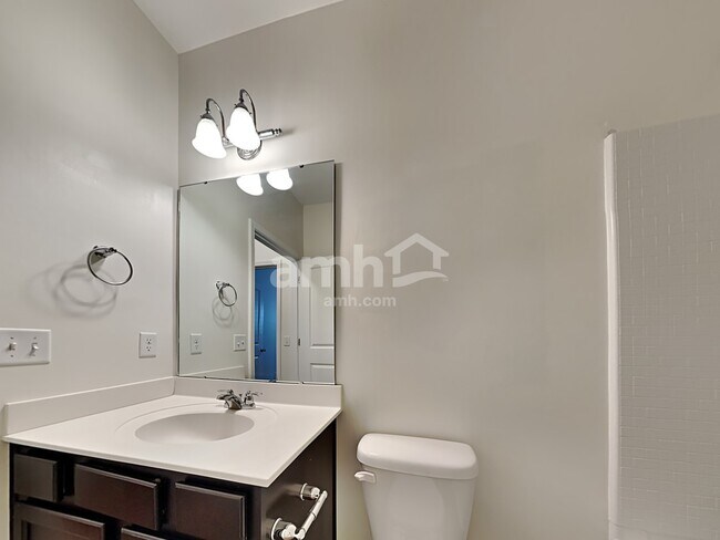 Building Photo - 119 Orion Way