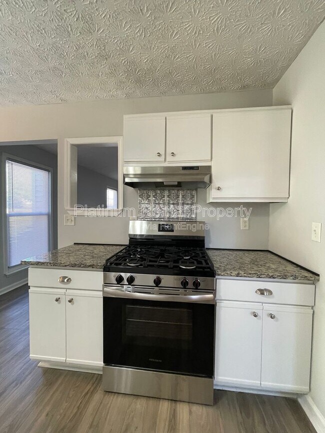 Building Photo - 1630 Creek Crossing SE