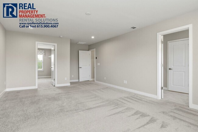 Building Photo - Great 4 bd 2.5 ba with attached garage and large deck!