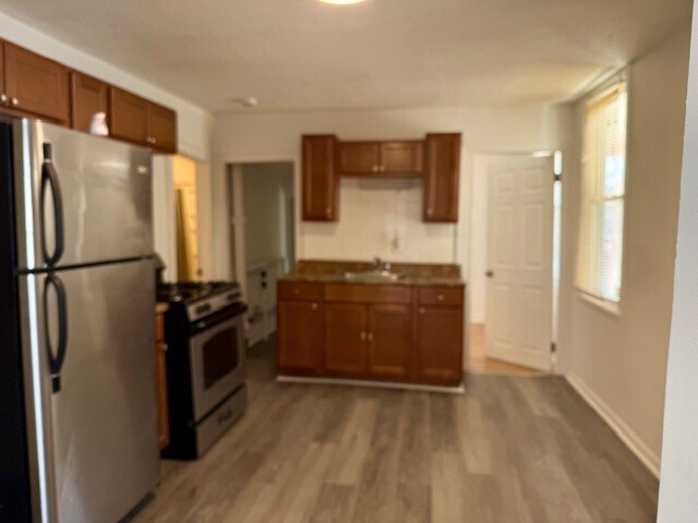 Building Photo - 117 Farmer St