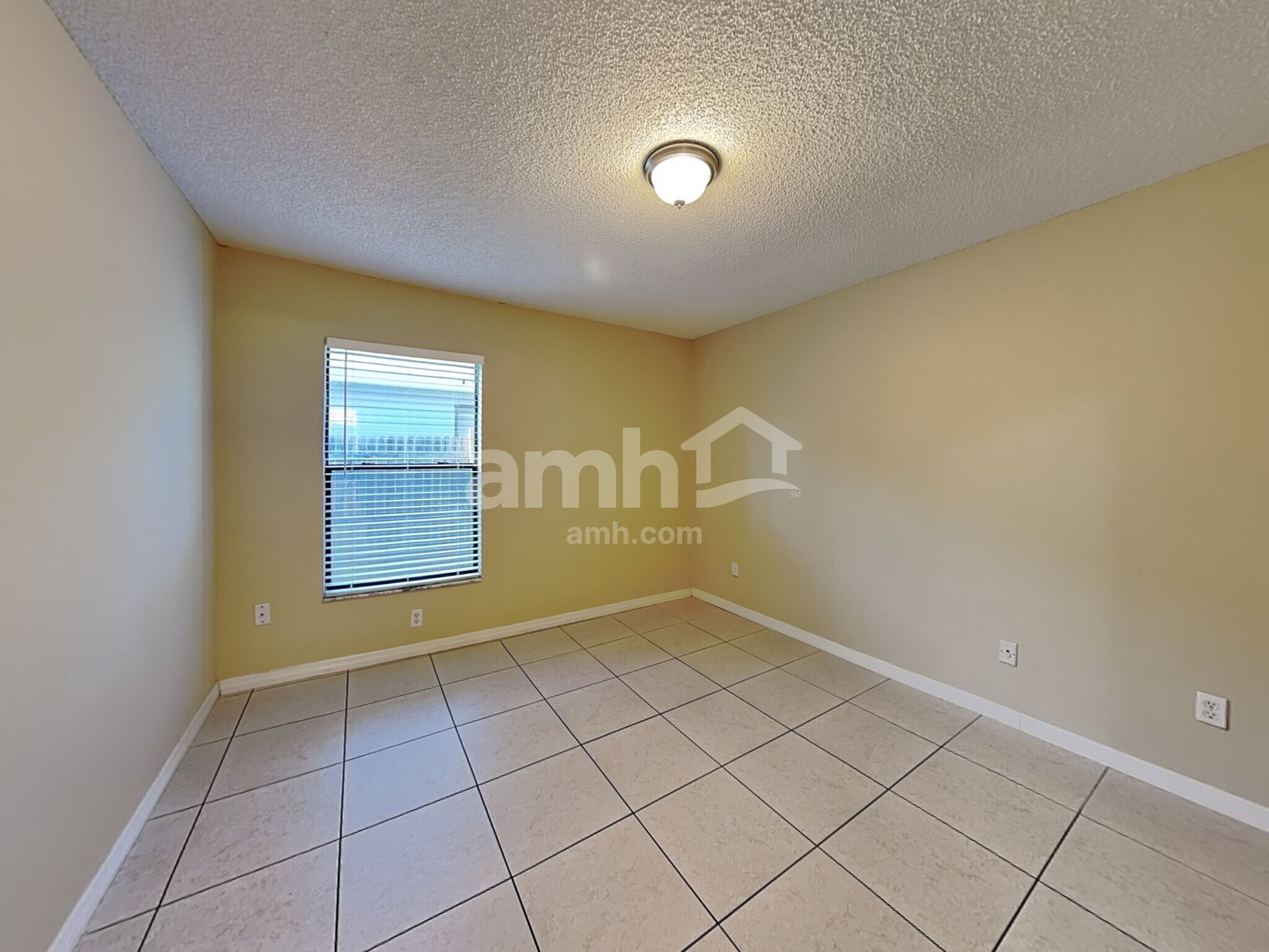 Building Photo - 3001 Birmingham Blvd