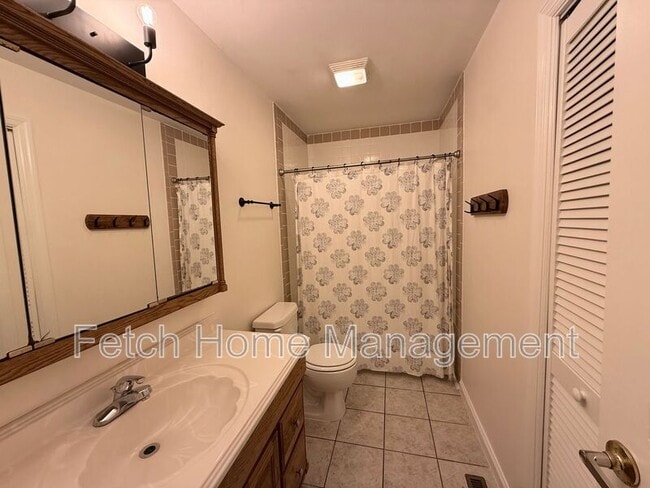 Building Photo - 55 Beech Ln
