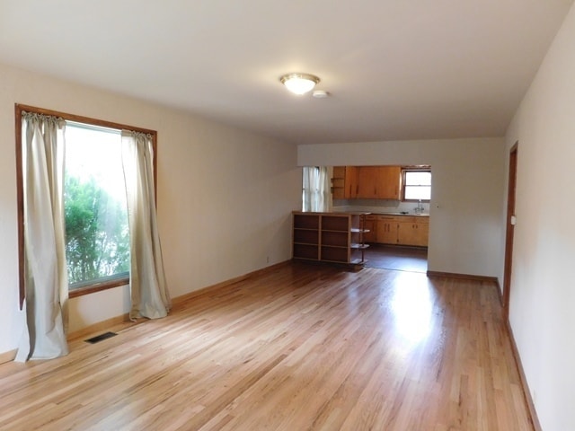 Building Photo - 3Bd/1Ba Single Story House w/ Basement - A...