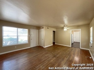 Building Photo - 2000 W Mistletoe Ave