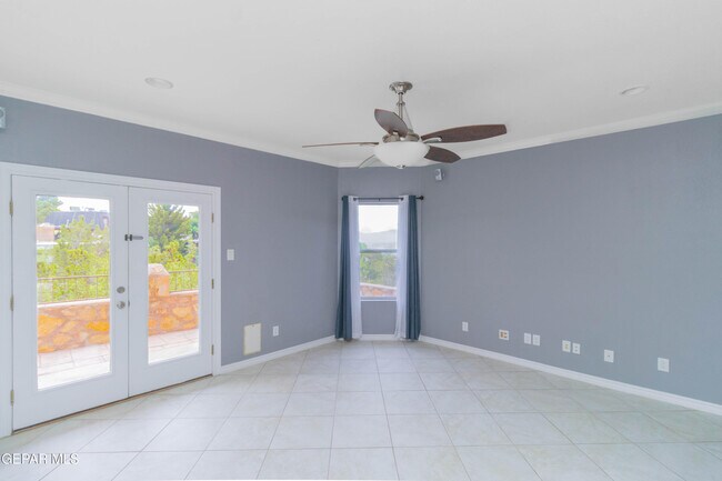 Building Photo - 4744 Excalibur Dr