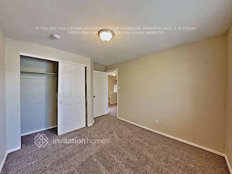 Building Photo - 5280 E 129th Way