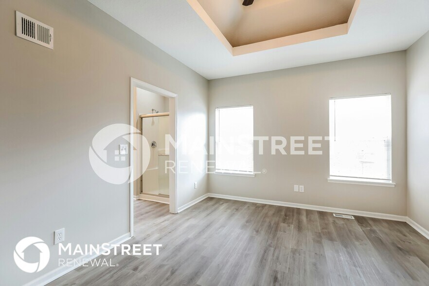 Building Photo - 12535 E 56 St