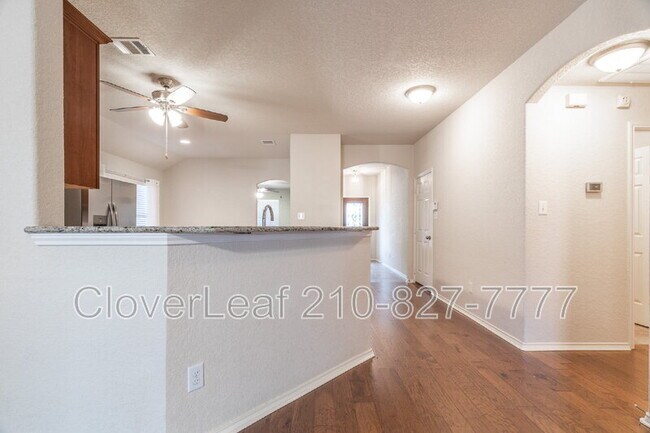 Building Photo - 8439 Painted Wagon