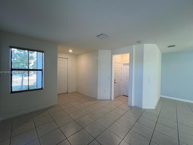 Building Photo - 11066 W 33rd Ln