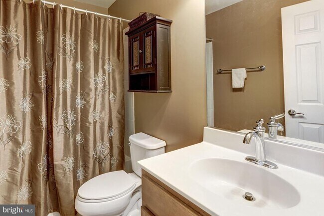 Building Photo - 43531 Heritage Gap Terrace