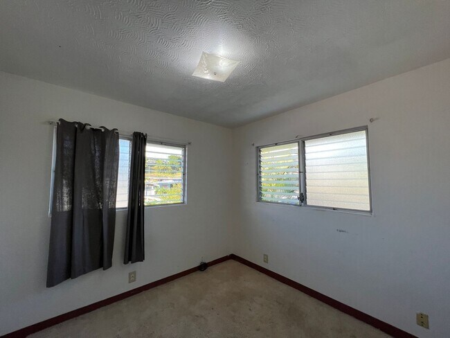 Building Photo - 2345a Anini Pl