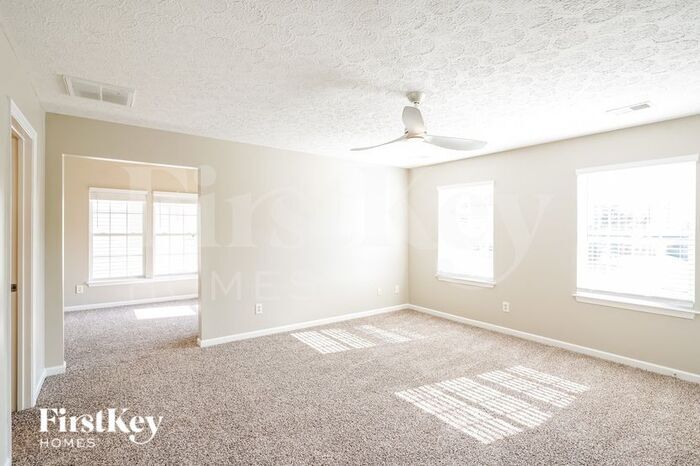 Building Photo - 1660 Comanche Run