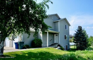 Building Photo - 1625 E Coeur D Alene Ave