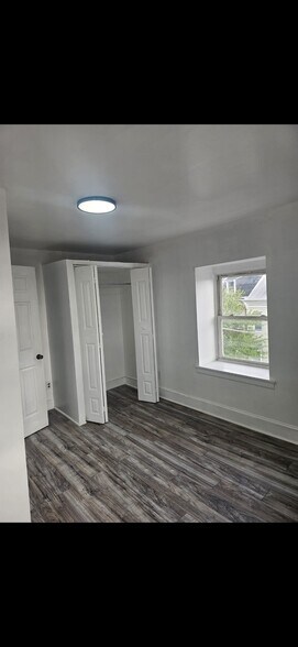 Building Photo - 1135 Oley St