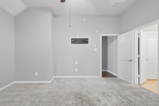 Building Photo - 2313 Perkins Crossing Dr