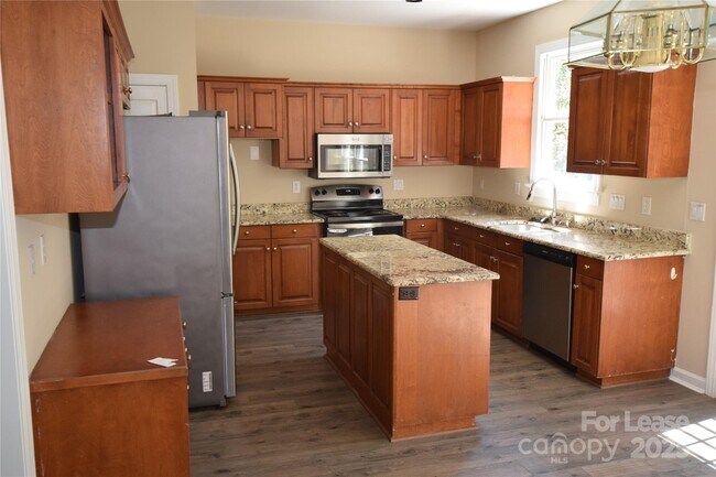 Building Photo - 9228 Old Barnette Pl