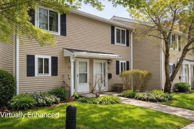 Building Photo - 4 Village Brook Ln